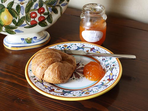 Apricot Amaretto Jam
