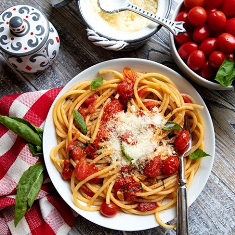 Burst Cherry Tomato Pasta