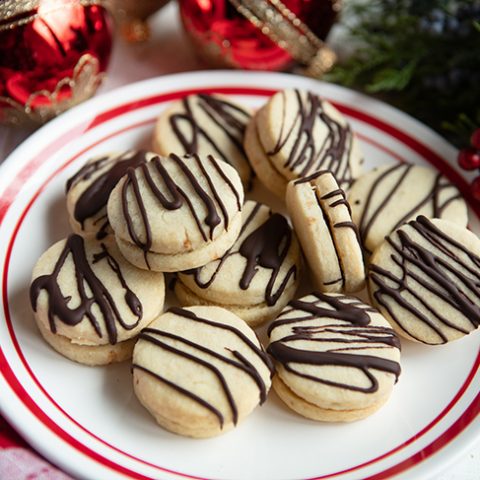 Hazelnut Shortbread Sandwich Cookies