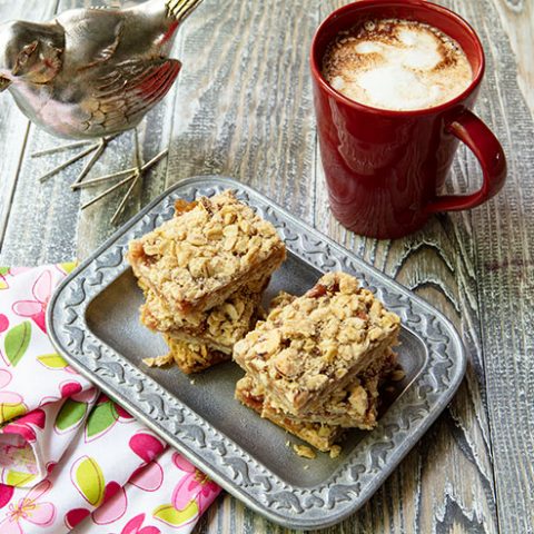 Rhubarb Oat Bars