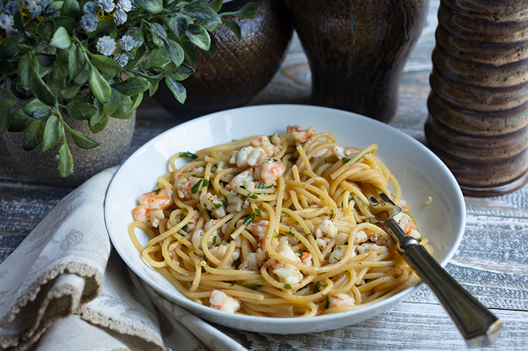 Pasta With Garlic Shrimp