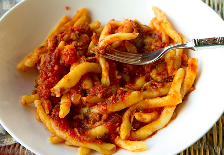 Slow Cooked Sunday Pasta Sauce