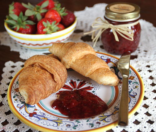 Strawberry Balsamic Jam With & Without Black Pepper