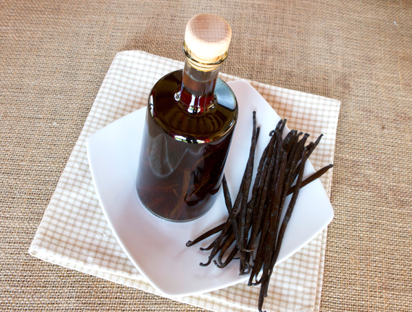 Homemade Vanilla Extract